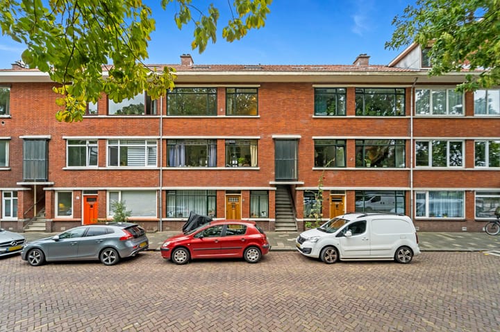 Sinjeur Semeynsweg 21 in 's-Gravenhage