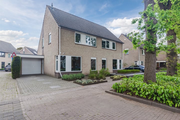 Sint Annastraat 7 in Molenschot