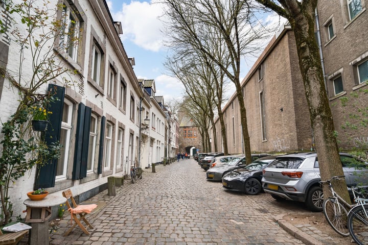 Sint Bernardusstraat 21 in Maastricht foto