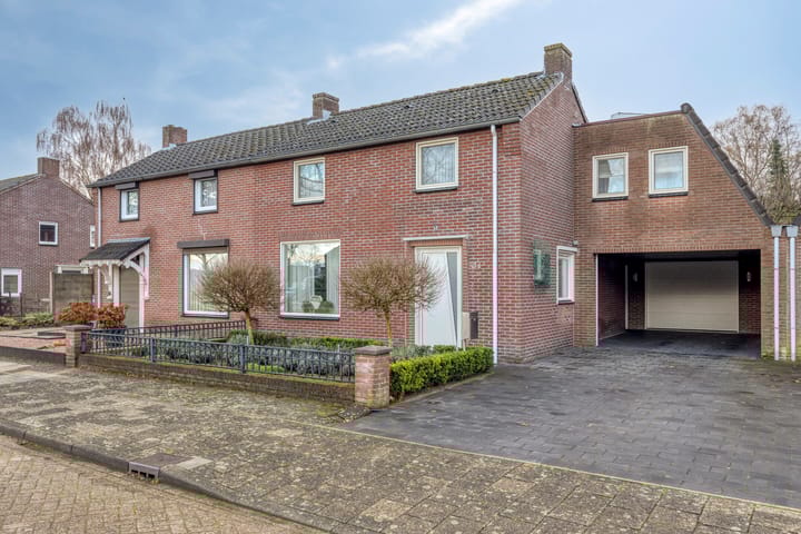 Photo of property Sint Eloystraat 14, Budel-Dorplein