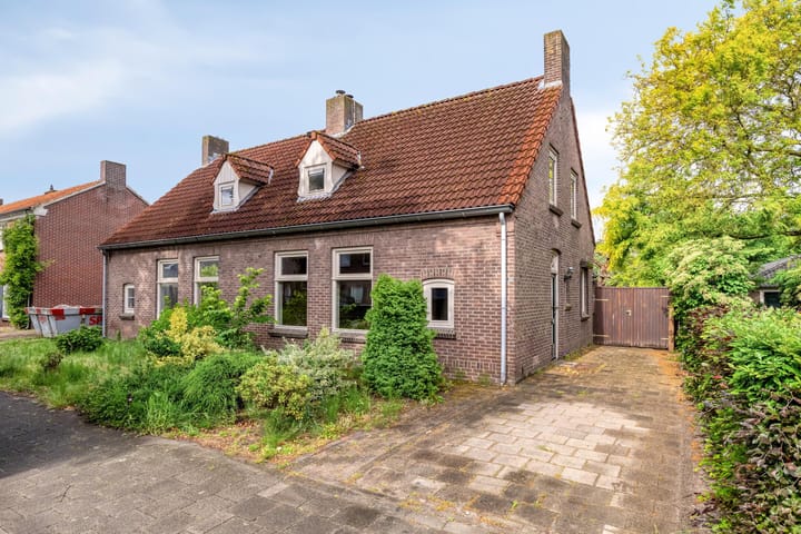 Sint Genovevastraat 30 in Son en Breugel photo