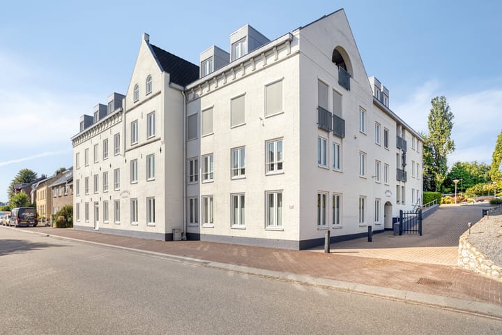 Sint Gerlach 38M in Valkenburg photo