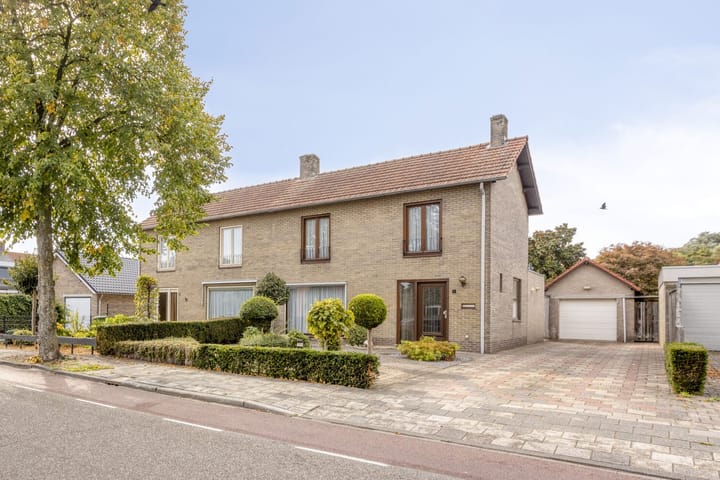 Photo of property Sint Hubertuslaan 15, Son en Breugel