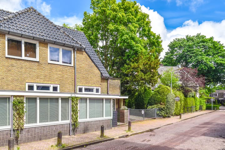 Sint Janstraat 20 in Laren foto