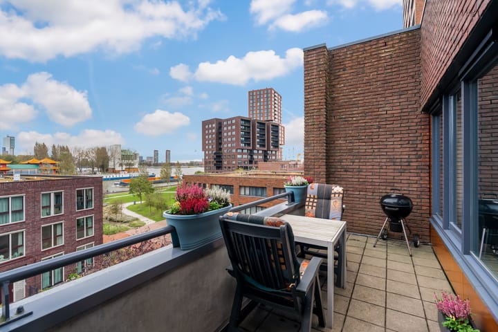 Sint-Jobskade 560 dans Rotterdam photo