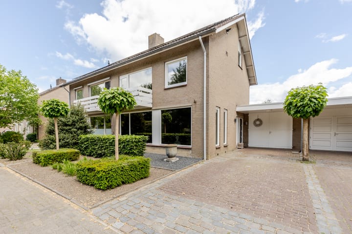 Sint Jorisstraat 22 in Helvoirt