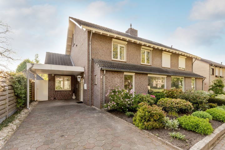 Sint Jorisstraat 27 in Helvoirt
