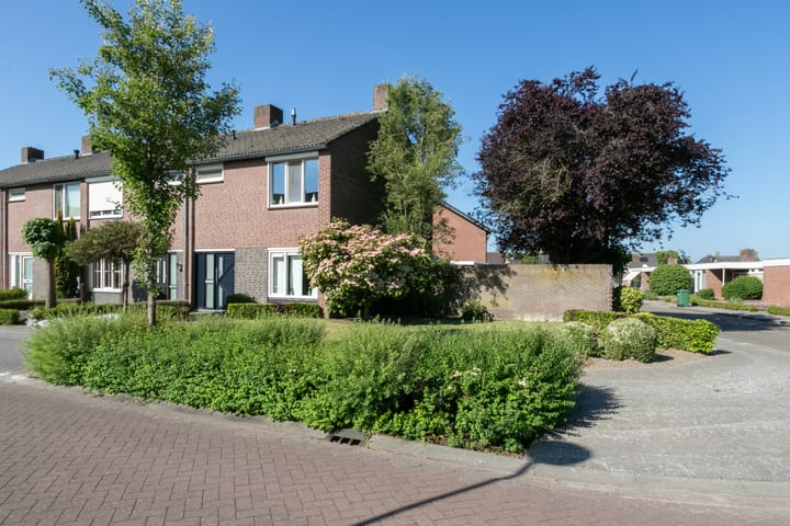 Sint Maartenslaan 9 in Stramproy