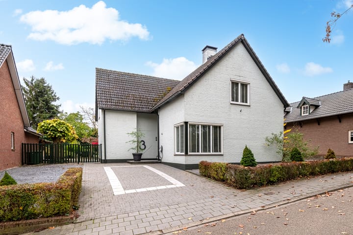 Sint Martinusstraat 3 in Linne