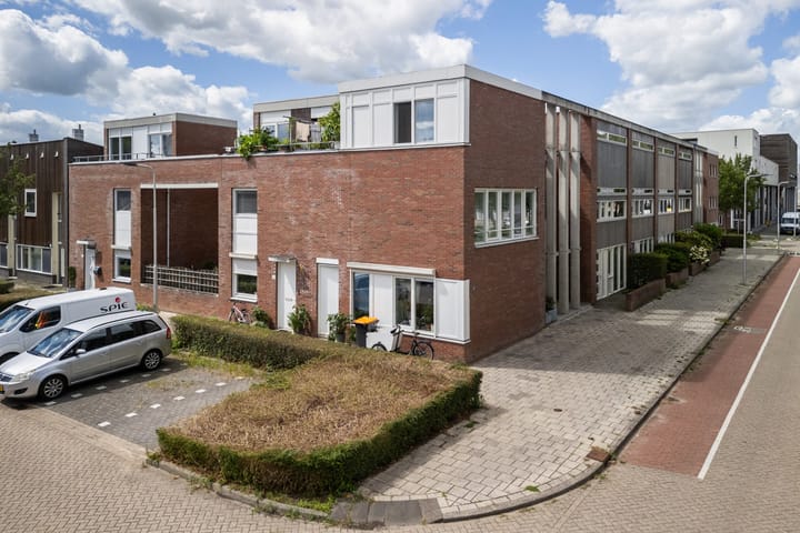Photo of property Sint Petersburglaan 13, IJsselstein