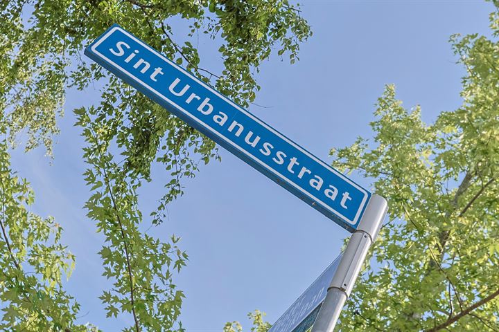 Sint Urbanusstraat 22 in Amstelveen