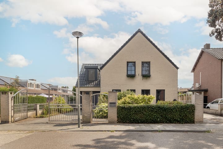 Photo of property Sint Willibrorduslaan 44, Obbicht