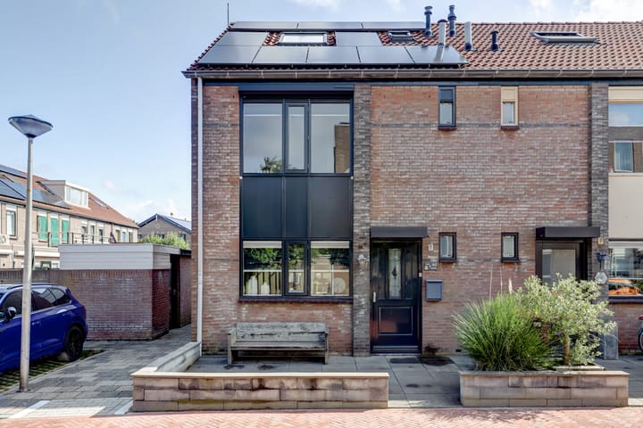 Sinte Barbara's tuin 44 in Rijnsburg