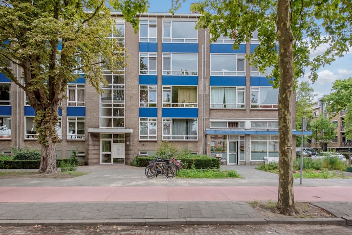 Sir Winston Churchillln 179a in Rijswijk