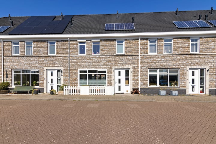 Photo of property Sjoerd Wiersmahof 25, Joure