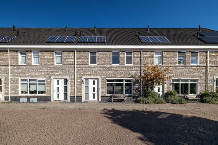 Photo of property Sjoerd Wiersmahof 29, Joure