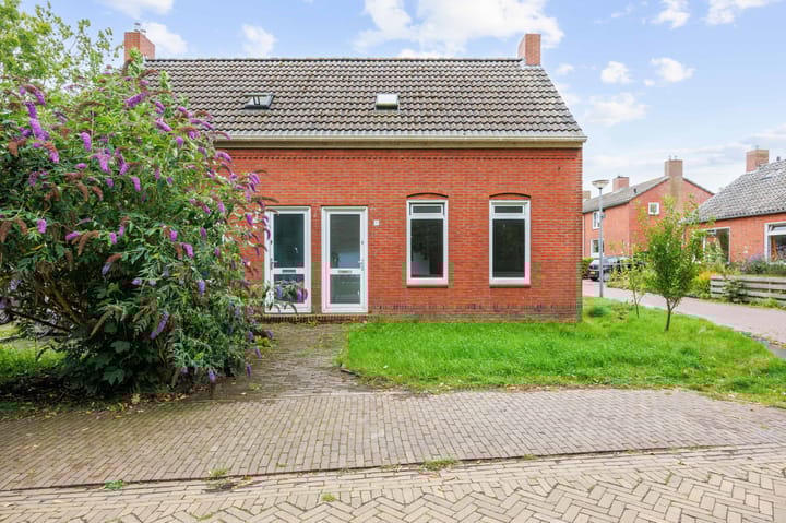 Slagtersrijge 19 in Ezinge
