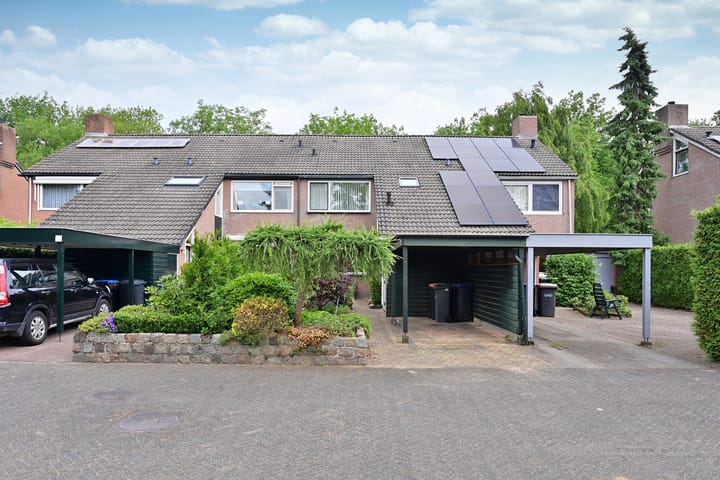 Photo of property Slangekruid 45, Huizen