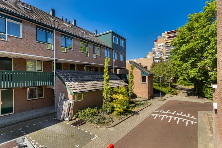Slangenburg 129 in Dordrecht foto
