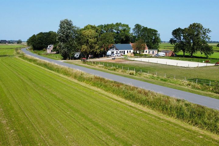 Slappeterpsterdyk 6 in Menaam