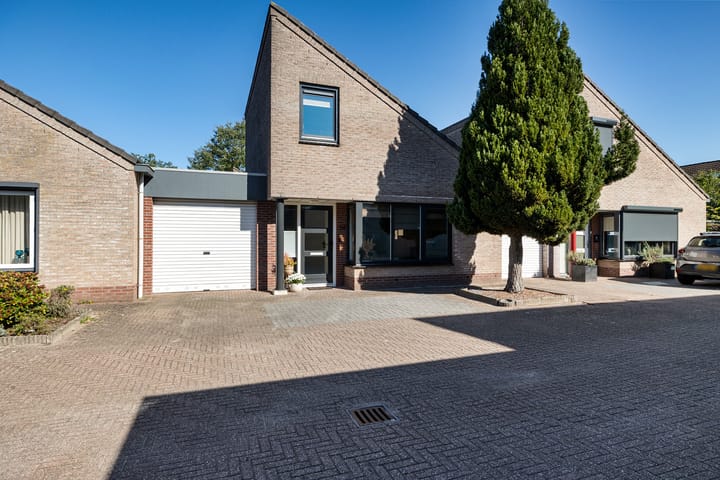 Slechtvalk 34 in Emmen