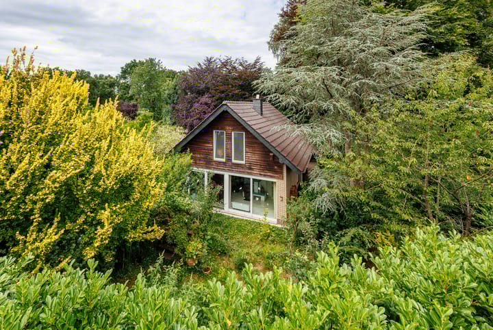 Photo of property Sleeweg 10, Heijen