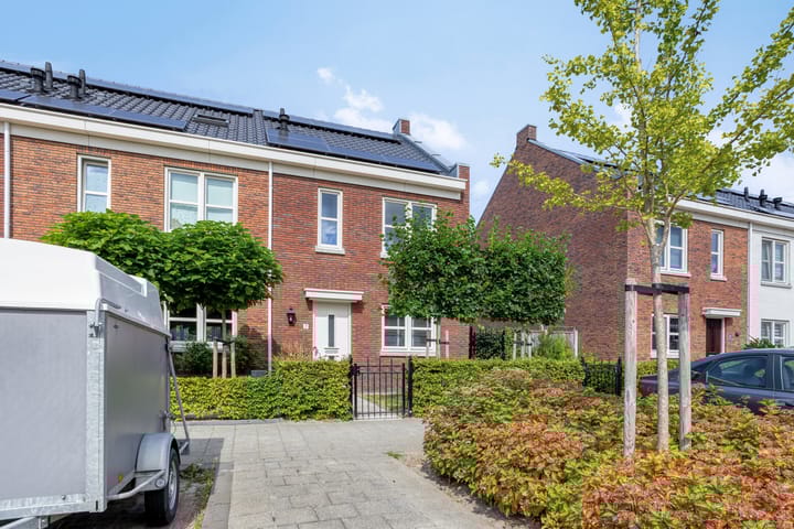 Photo of property Slijpsteen 7, Zuidland