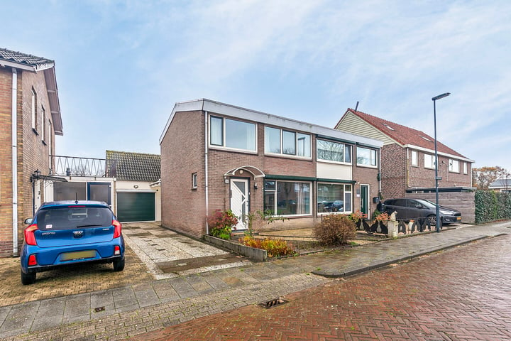 Sloestraat 35 in Lewedorp