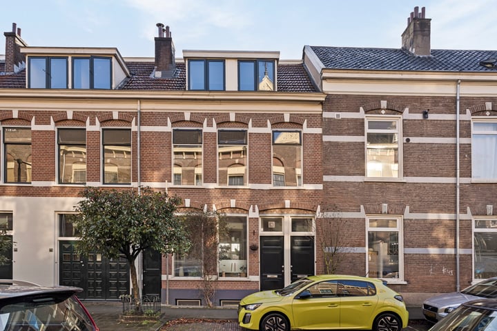 Sloetstraat 83 in Arnhem