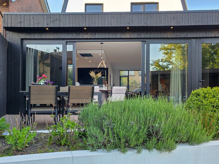 Photo of property Sloetsweg 283, Hengelo
