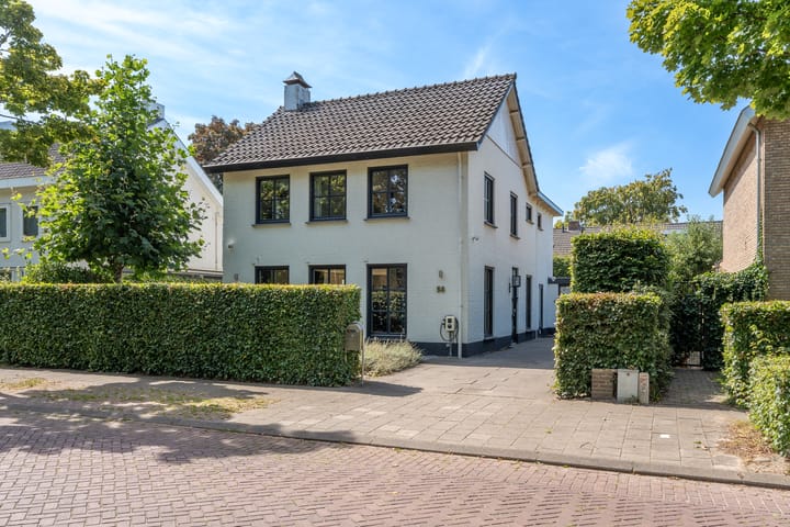 Slotlaan 58 in Ulvenhout