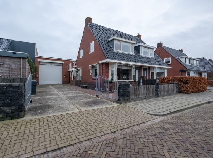 Photo de la maison Slotstraat 8, Surhuisterveen