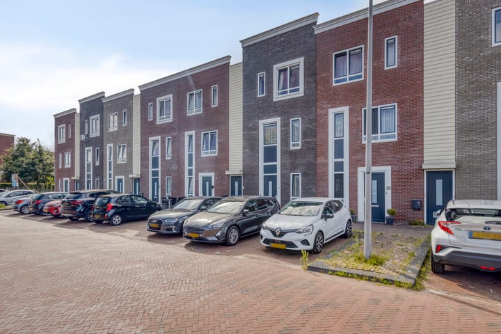 Slowakijeplaats 14 in Almere