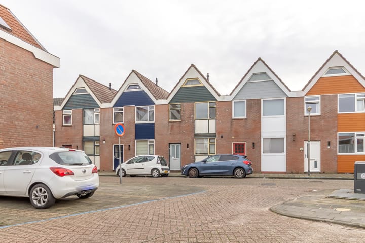 Sluisdijkstraat 125 in Den Helder