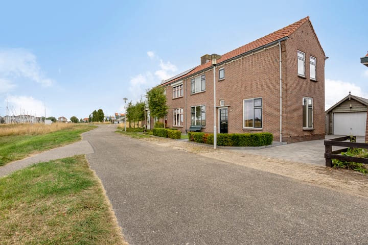 Photo of property Sluisplateau 35, Wemeldinge