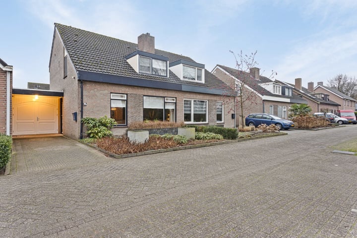 Sluisstraat 74 in Someren