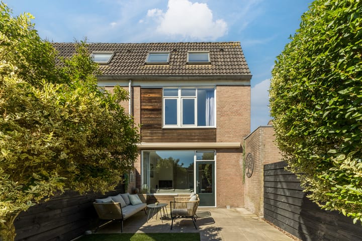 Sluisvaart 129 in Ouderkerk aan de Amstel Foto