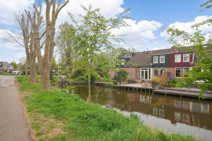 Sluisvaart 92 in Ouderkerk aan de Amstel foto