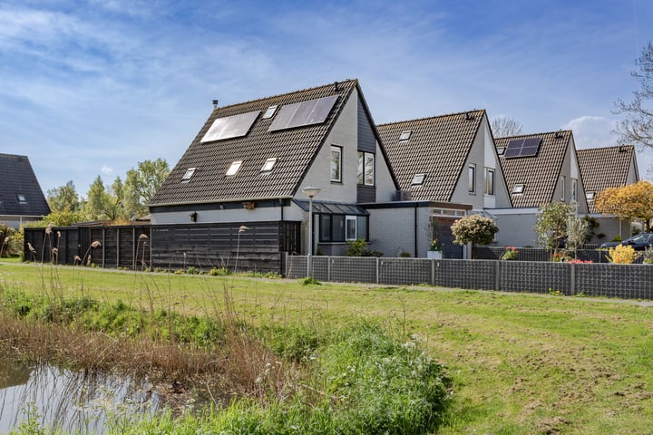 Photo of property Sluiswachter 53, Grootebroek