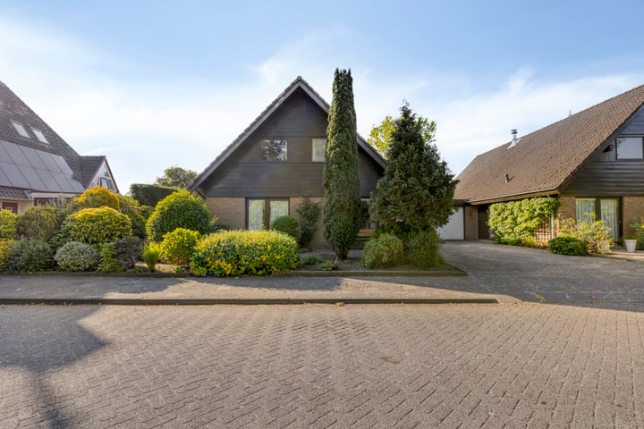 Photo of property Sluisweg 31, Zwartewaal
