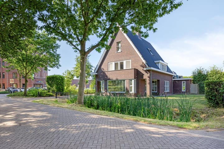 Photo of property Sluitappel 44, Sint-Oedenrode