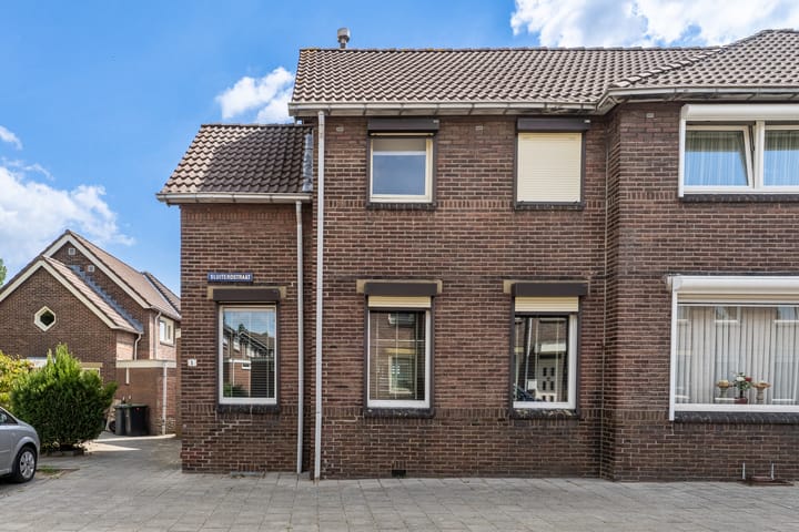 Sluiterdstraat 1 in Brunssum