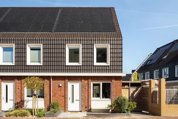 Smaragd 2 in Roelofarendsveen
