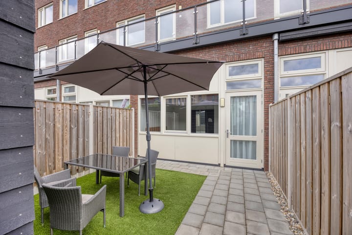 Smedingplein 5 in Emmeloord