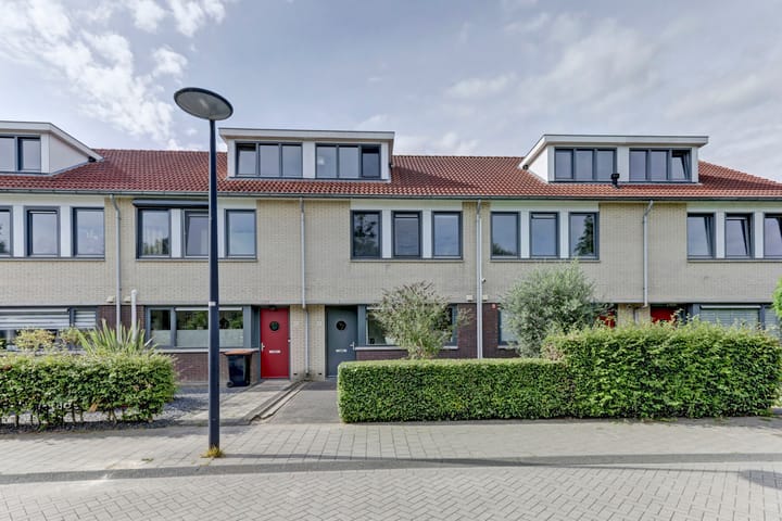 Smidshamer 8 in Dronten