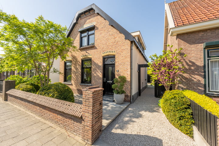 Smidsweg 28 in 's-Gravendeel
