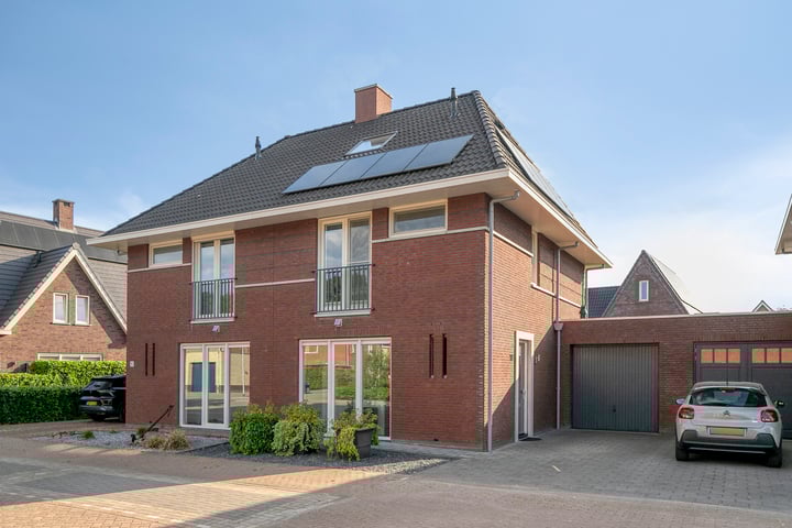 Smoutstraat 18 in Sprundel foto