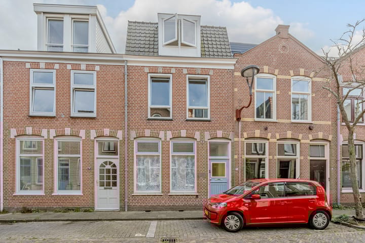 Photo of property Snaarmanslaan 76, Alkmaar