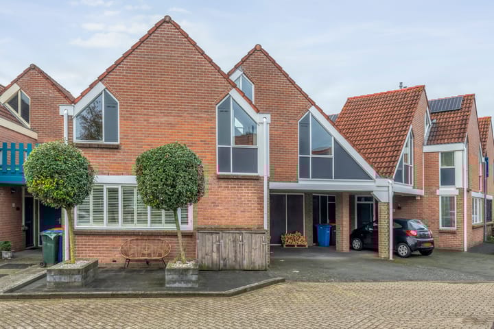 Snavel van Emekamp 42 in Zwolle