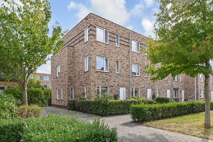 Photo of property Sneekermeerplantsoen 26, Berkel en Rodenrijs